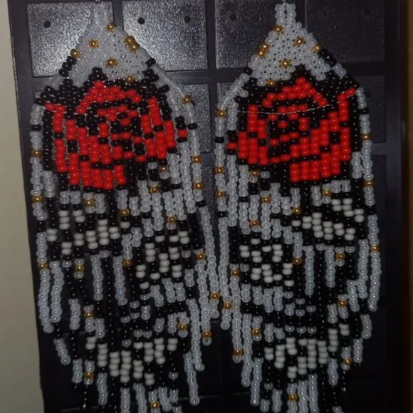 💙 Handmade Beaded Earrings 💙 - Picture 2 of 4